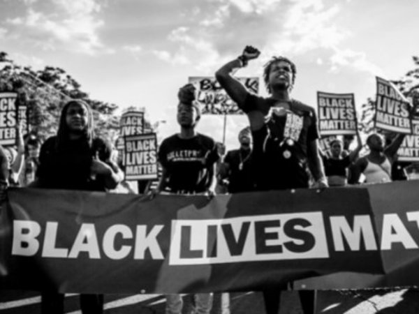 Black-Lives-Matter-protest-in-Toronto-july-2015-Jalani-Morgan-660x350-1452594794-400x300